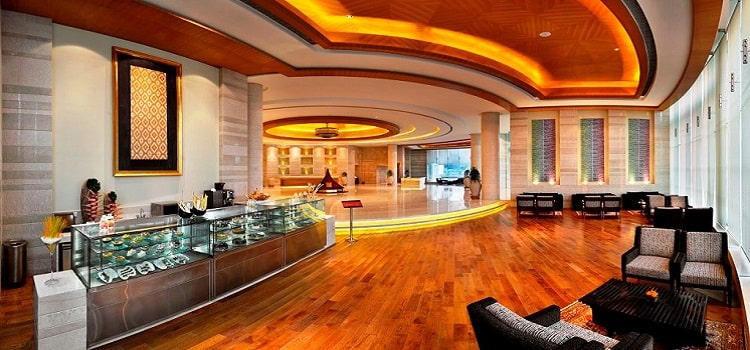 Le Petit Cafe - The LaLiT I.T-Park Chandigarh