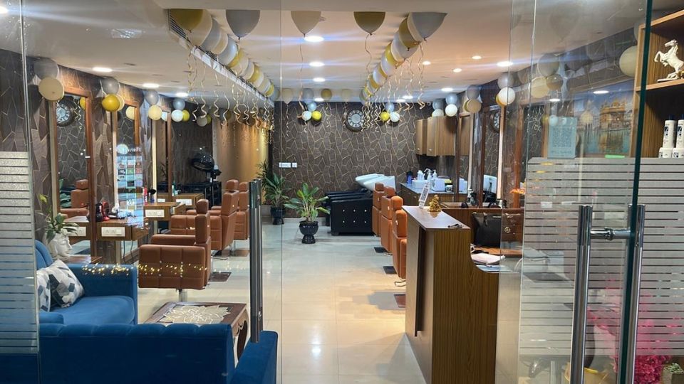 Whitee Rose Salon Sector 117 Mohali