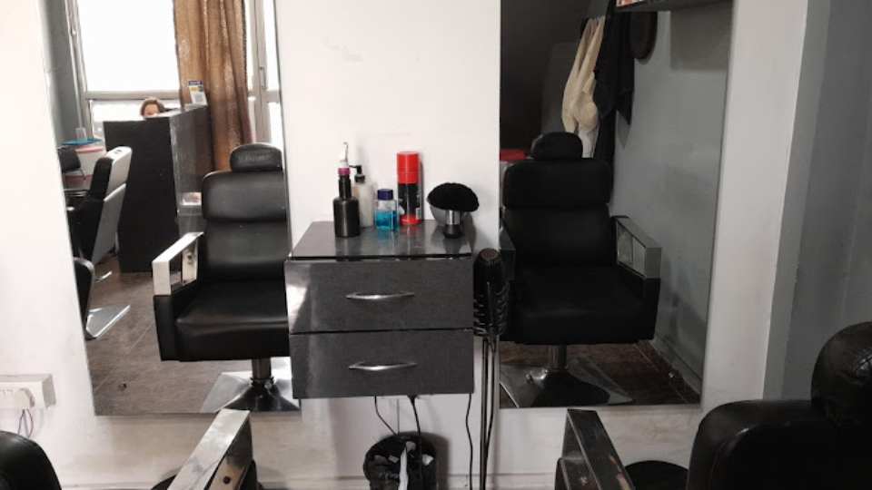 Sibu Unisex Salon Palam Vihar GURGAON