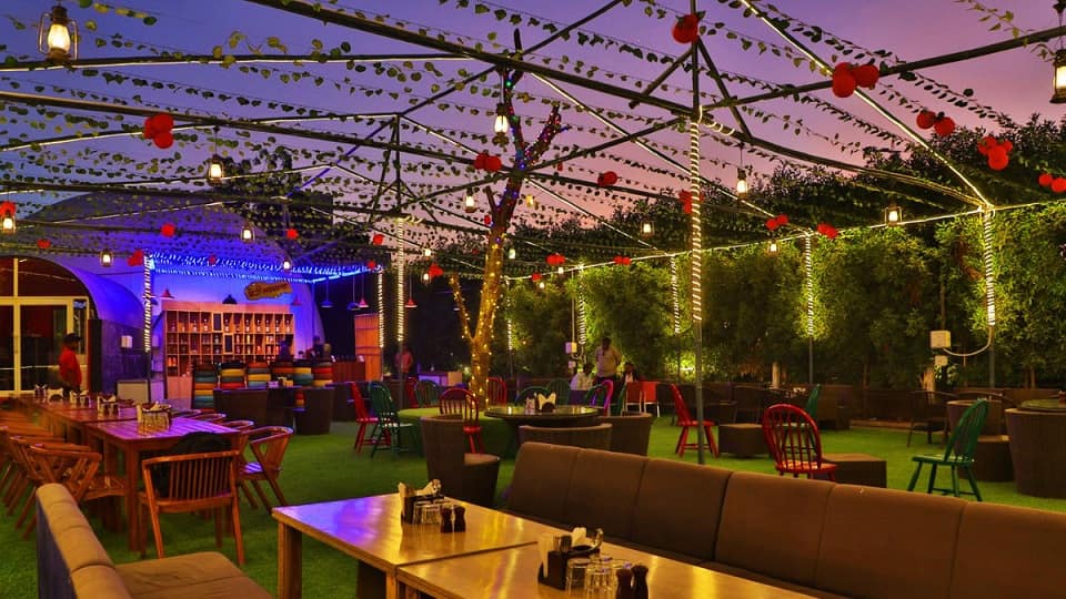 Haveli Theatre Bistro Bodakdev Ahmedabad