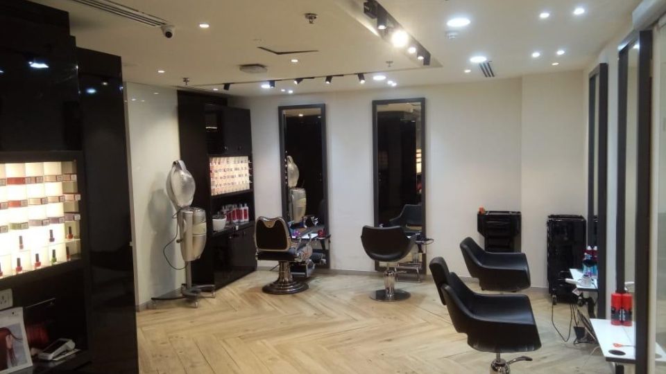 Reboot Salon By Naomi's Headmasters Elante Elante-Mall Chandigarh