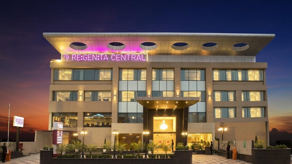 Windmill Rooftop - Regenta Central Cassia Patiala Road Zirakpur