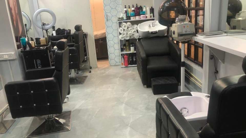 Bigglam Unisex Salon Sector 24 GURGAON