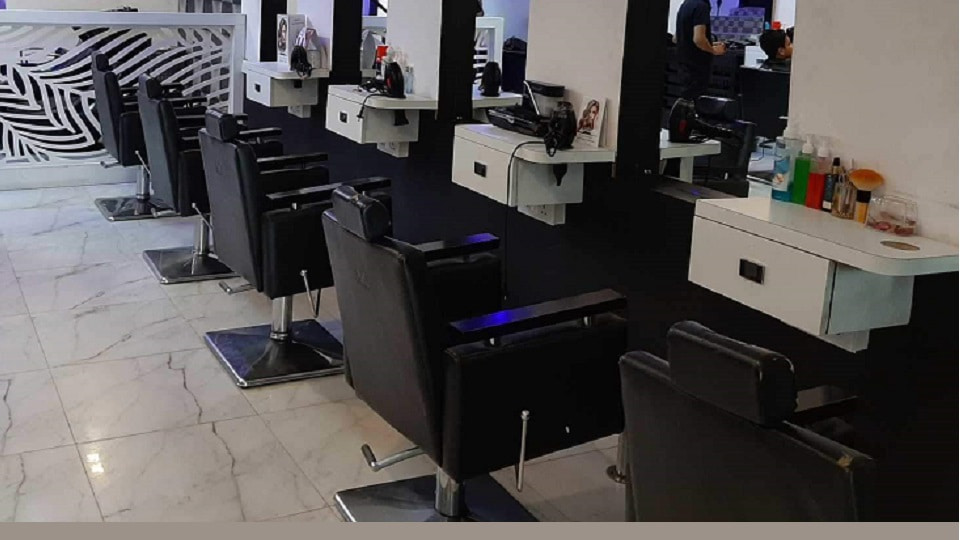 Gk & Guy Salon Sector-44 Chandigarh