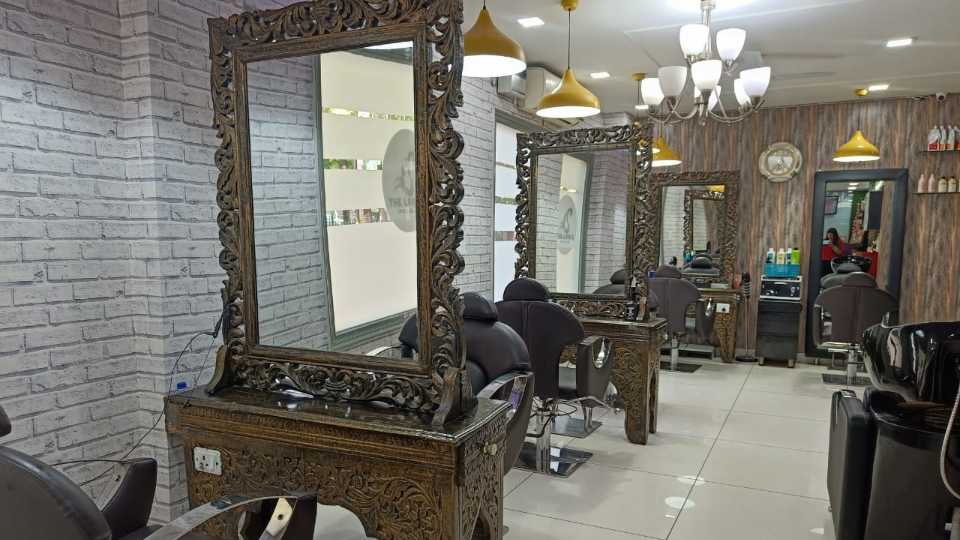 The Look's Unisex Salon Sushant Lok Phase I GURGAON