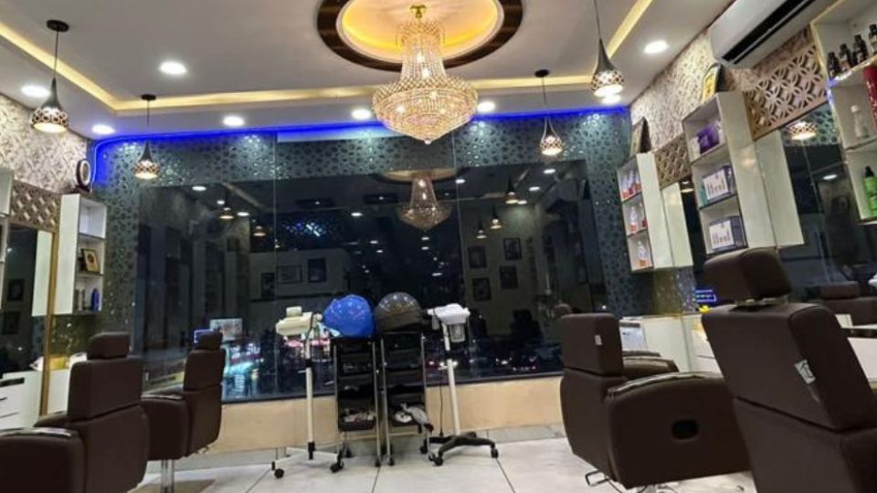 Damsel Salon & Academy Phase-7 Mohali