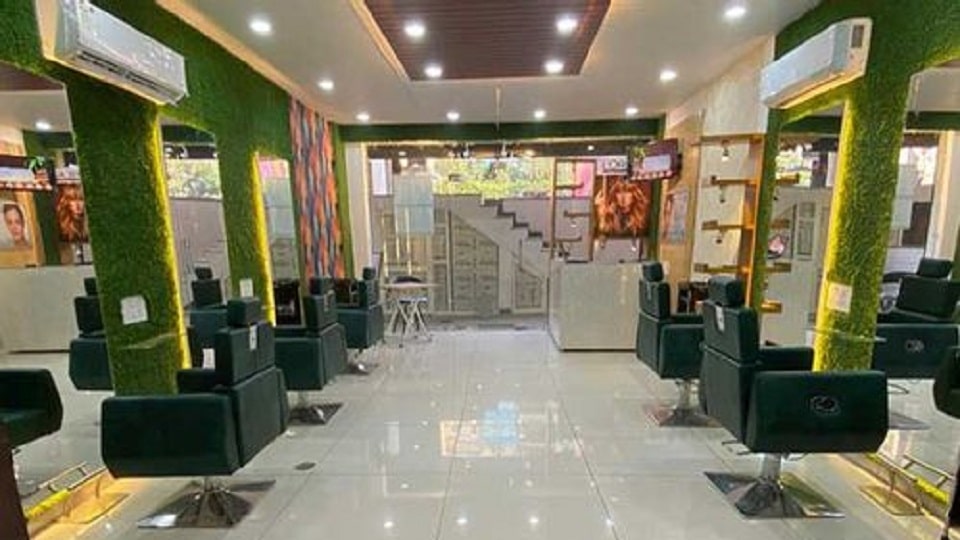 Oxy Wave Unisex Salon Peer Muchalla Zirakpur