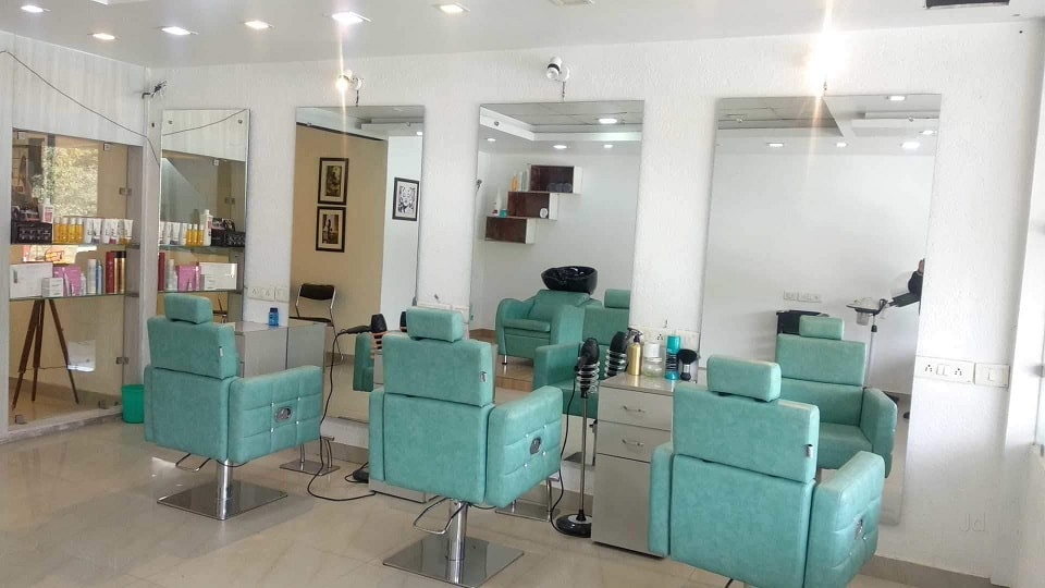 Phoenix Family Salon Sector-36 Chandigarh