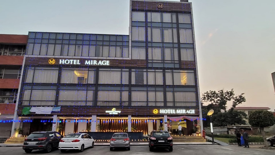 The Brew Nest Microbrewery Hotel Mirage Mohali