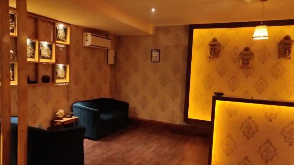 Red Orchid Spa Sector 35 Sector-35 Chandigarh