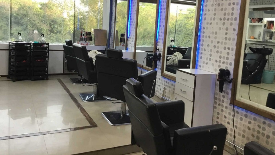 radiant-lounge-unisex-salon-sector-70-mohali