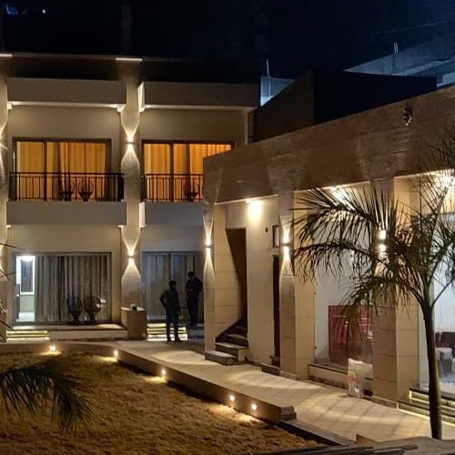 Hotel Royal Suites