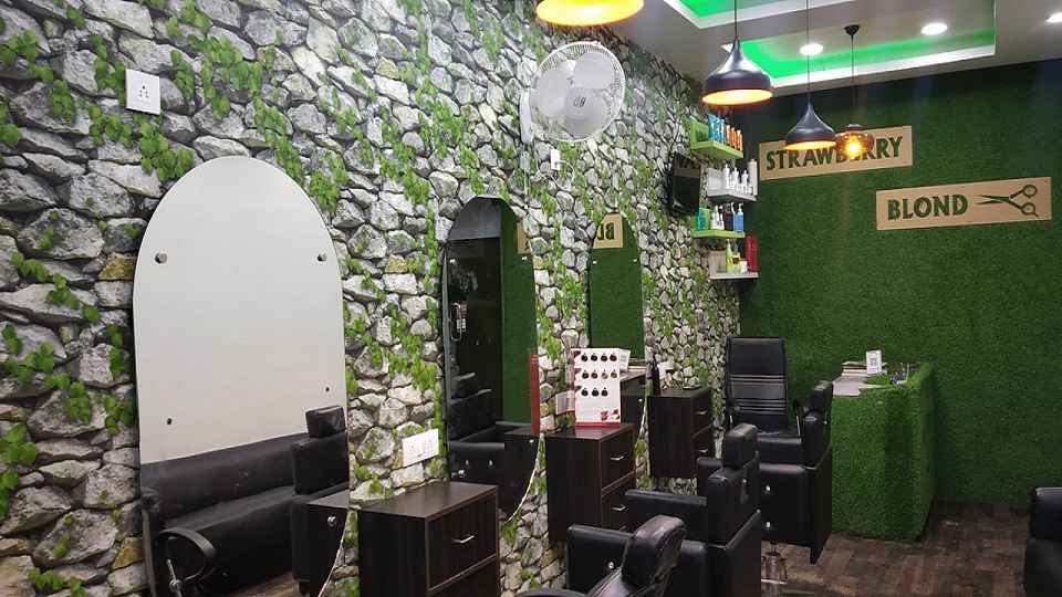 Strawberry Blond Unisex Salon Phase-10 Mohali