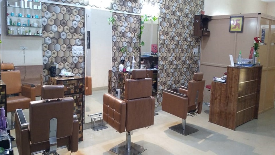 Reetu's Beauty Lounge A Family Salon Sunny Enclave KHARAR