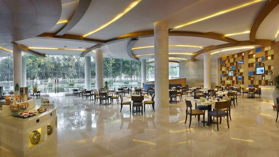 24-7-the-lalit-it-park-chandigarh