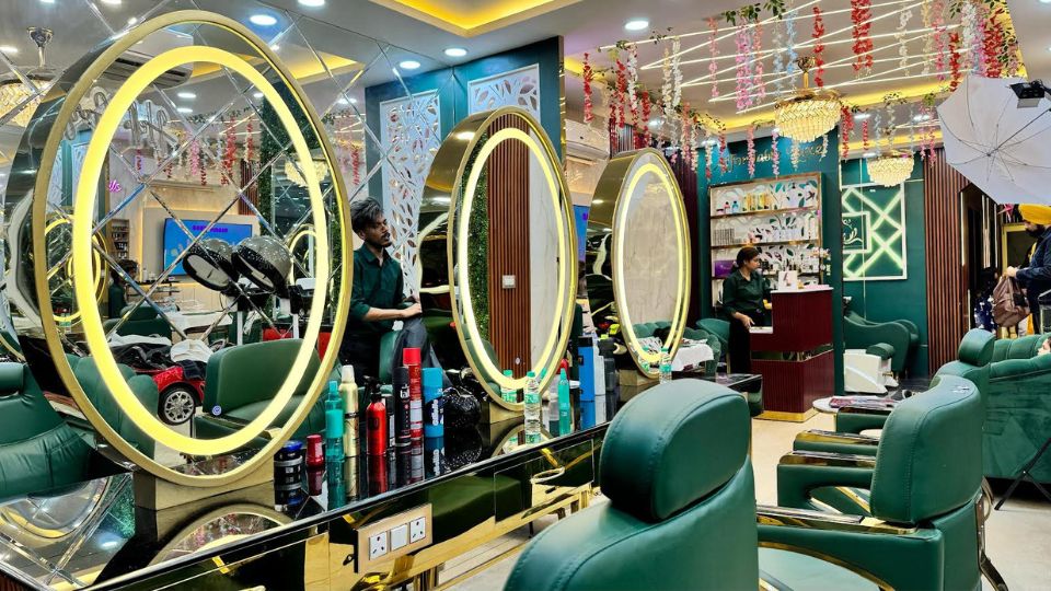 Affordable Luxe Unisex Salon Sector-65 Mohali