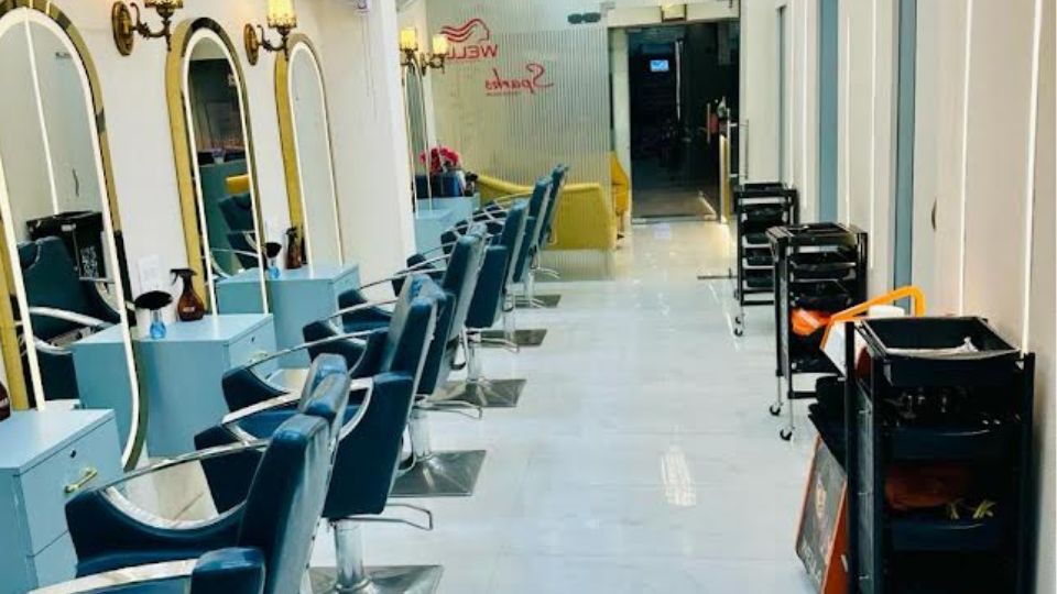 Sparks Unisex Salon Sector-32 Chandigarh