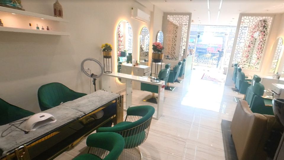 Zaira Studio Unisex Salon Oxford Street Zirakpur