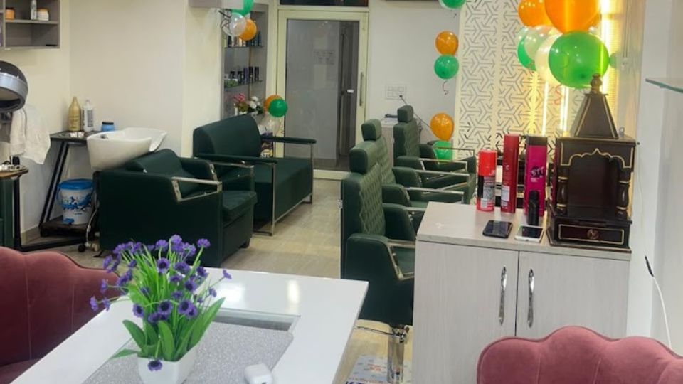 studio-salon-16-chandigarh