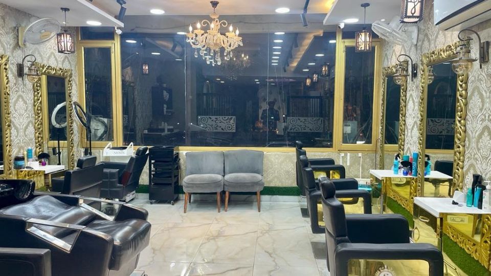 Sunny's Cut & Style Phase-5 Mohali