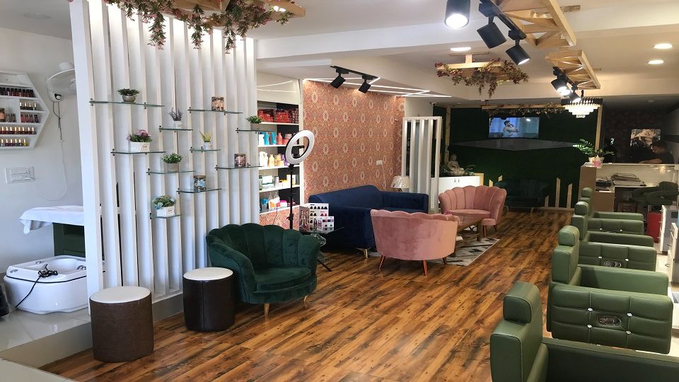 Hair London Unisex Salon & Academy Sector-32 Chandigarh