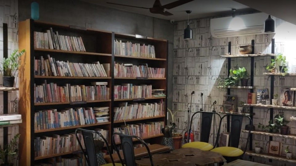 Cafe Skryf Library ambavadi Ahmedabad