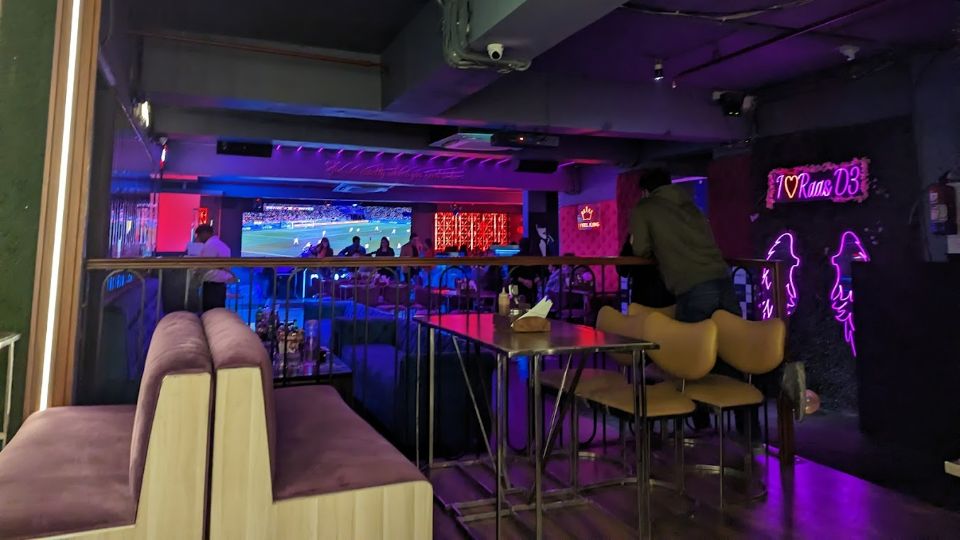 Raas D3 Lounge & Bar Punjabi Bagh New Delhi