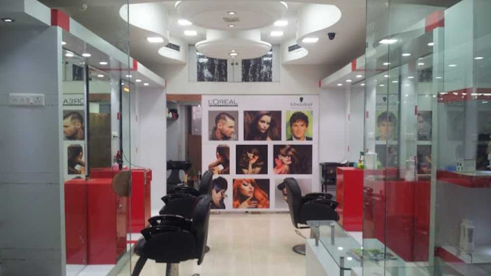 Nihar Beauty Salon Sahara Mall Road GURGAON