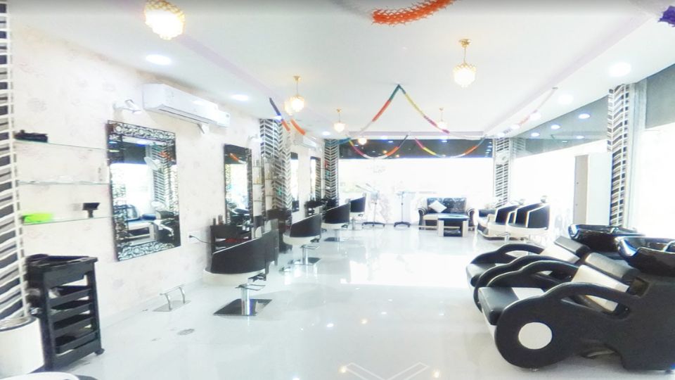 M Rich Family Salon Kharar Landran Road KHARAR