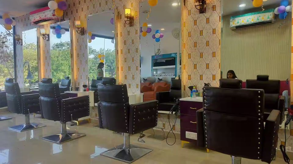 JD Unisex Salon Phase-5 Mohali