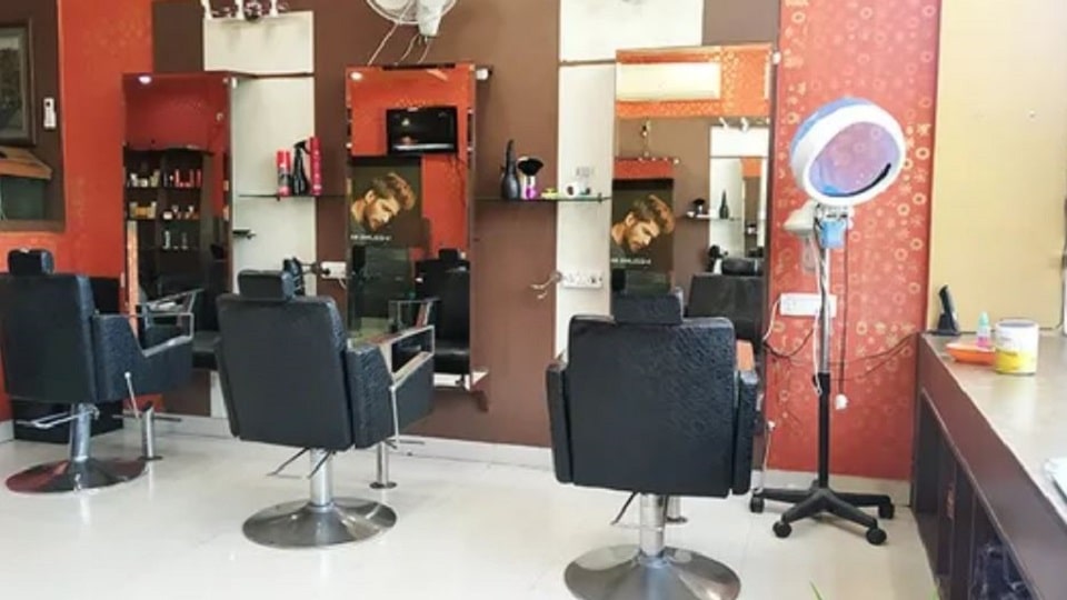 Mapple Unisex Salon Phase-10 Mohali