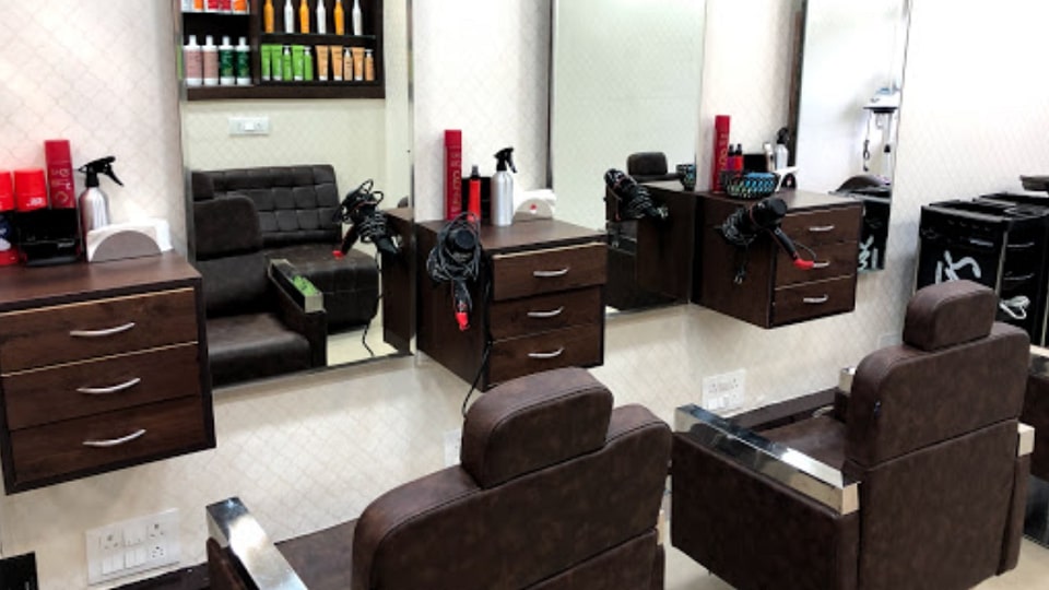 Ellcanes Unisex Salon Sector-19 Chandigarh