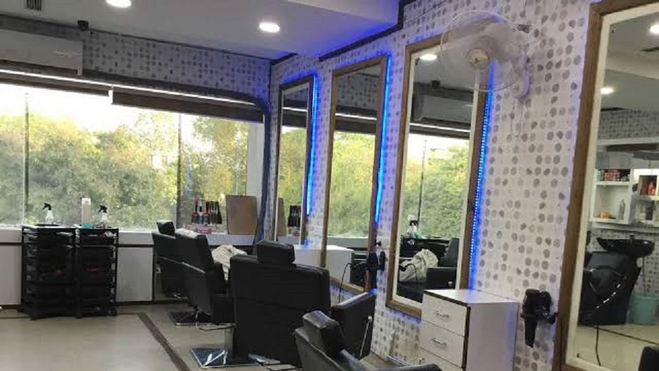 Alloraa Salon & Spa Sector-70 Mohali