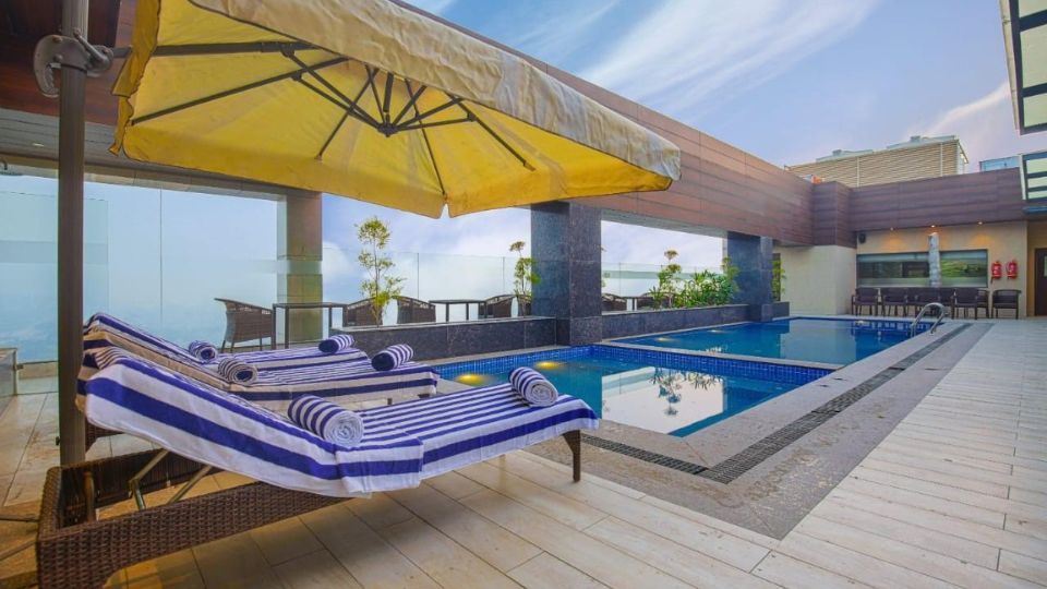 Best Western Plus - Skyline Poolside Bar Phase-8 Mohali