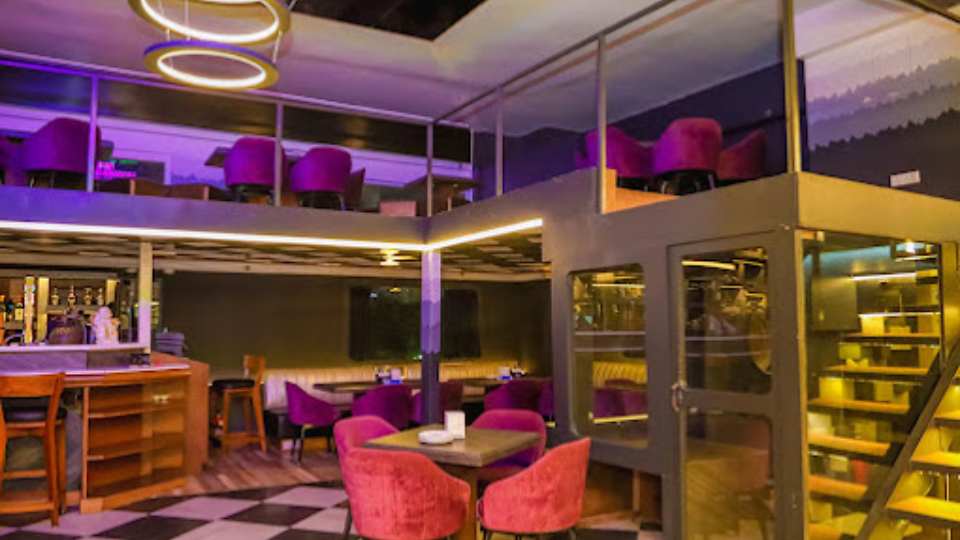 Decode Lounge & Bar Sector 54 GURGAON