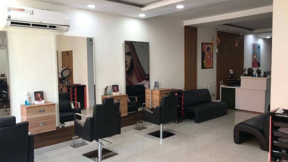 Masters Salon Sector-35 Chandigarh