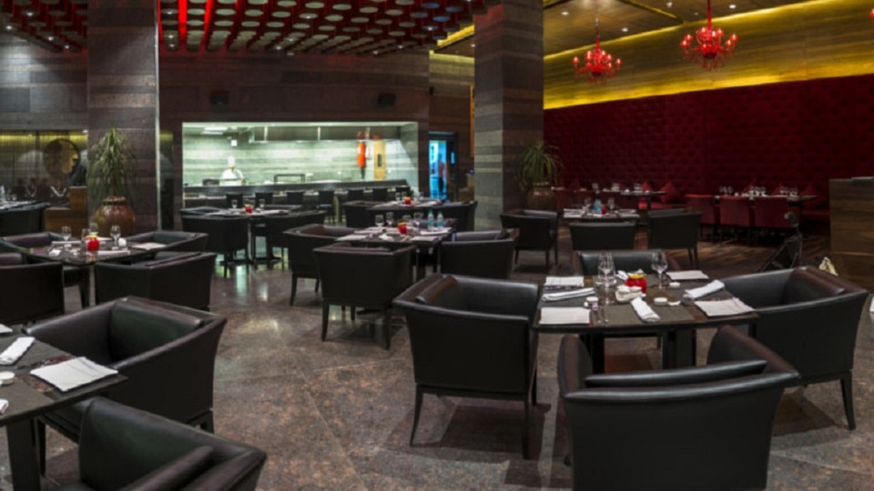 oko-the-lalit-chandigarh