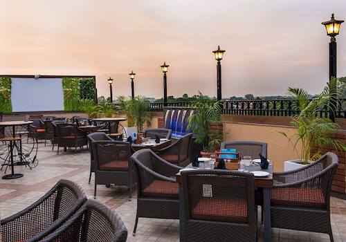 experience luxury at glades hotel mohali