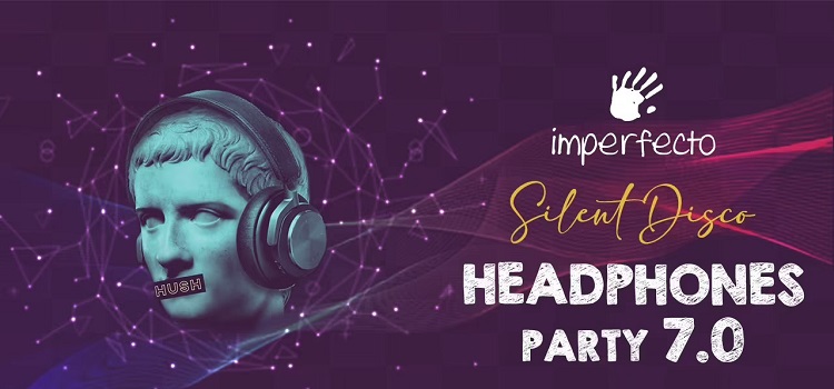 silent-disco-headphones-party-at-imperfecto-gurugram