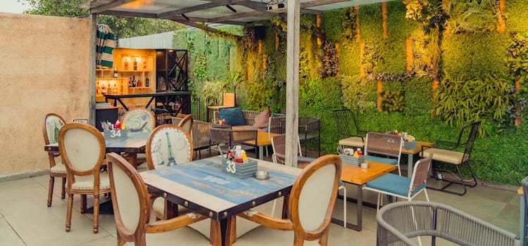 https://www.shoutlo.com/articles/brunch-menu-26-boulevard-chandigarh