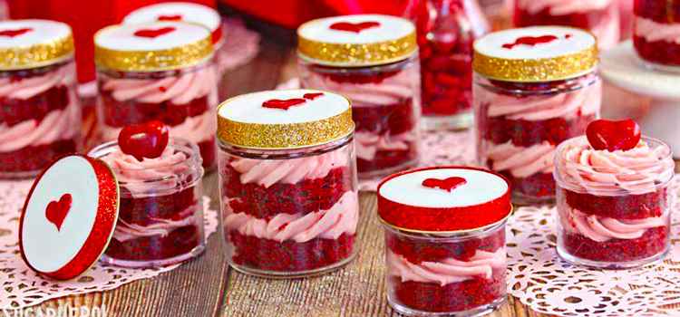cafes-in-chandigarh-serving-jar-cakes