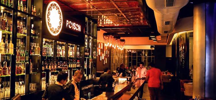 https://www.shoutlo.com/articles/poison-lounge-bar-and-grill-chandigarh