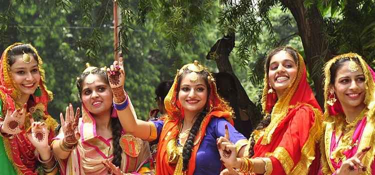 Celebrate Teej Festival In Chandigarh 2017