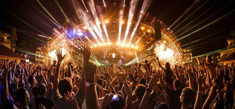 https://www.shoutlo.com/articles/ultimate-guide-to-new-year-parties-in-chandigarh