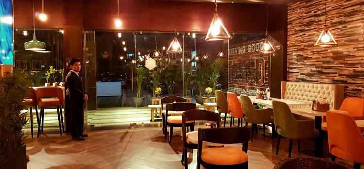 https://www.shoutlo.com/articles/valentines-week-at-falcon-cafe-panchkula