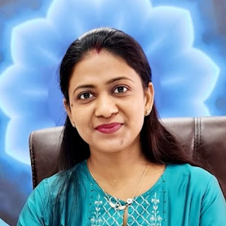 Astrologer Pooja Gupta