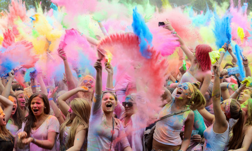 Celebrate Festival of Colours on Your Rooftop!
