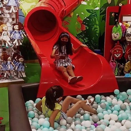 Hamley's Playzone