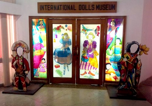 International Dolls Museum