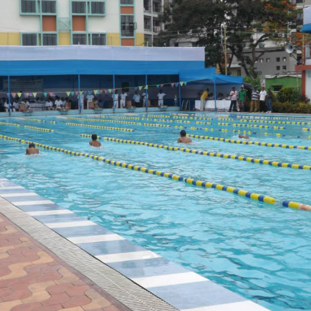 Lake Club Swimming Pool